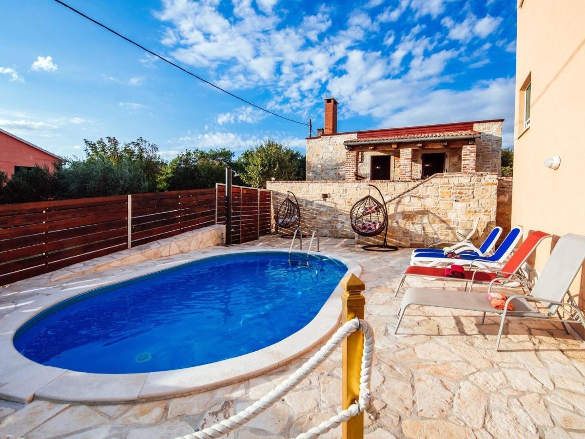 Splendid Holiday Home In Jasenice Maslenica Exterior foto