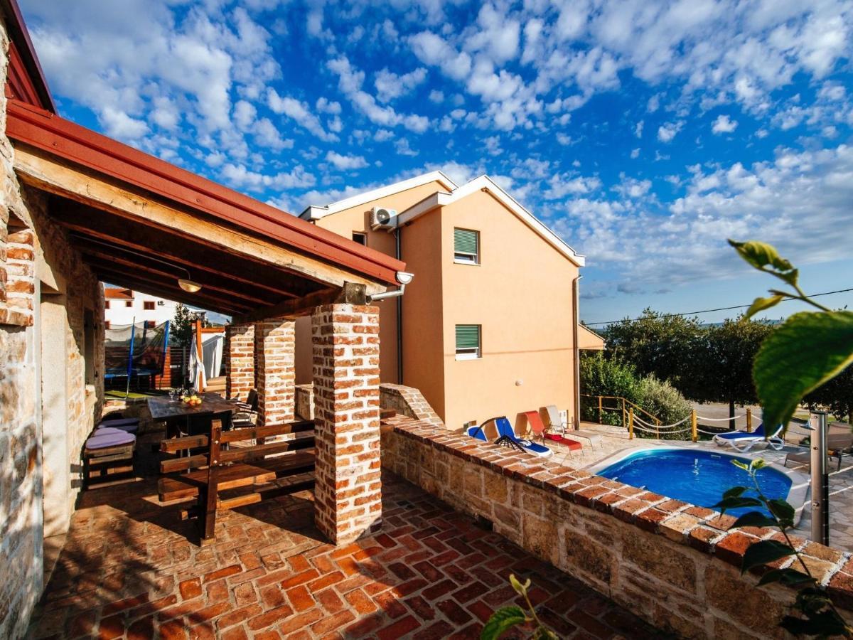 Splendid Holiday Home In Jasenice Maslenica Exterior foto
